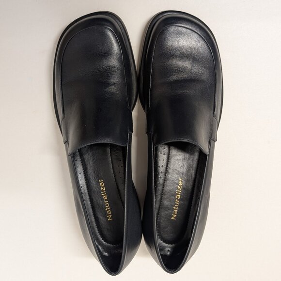 Naturalizer® Cameo Slip-Ons in Black Leather - Picture 4 of 13